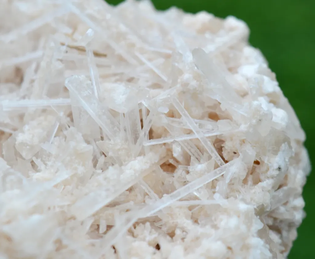 Gypsum 583 grams - Monturaqui, Antofagasta, Antofagasta Province, Antofagasta, Chile - image 4