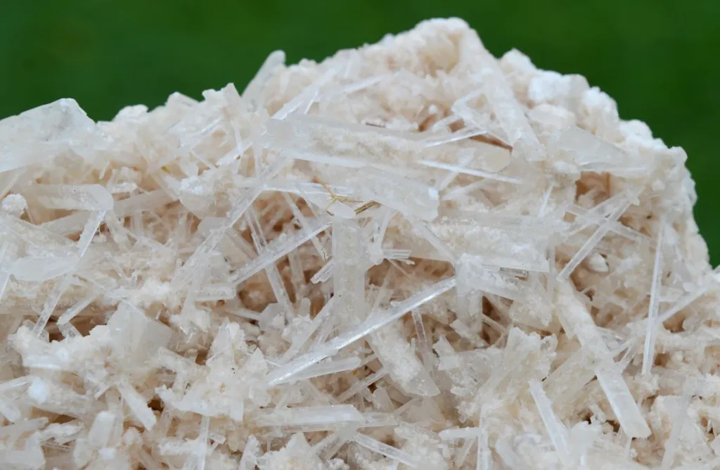 Gypsum 583 grams - Monturaqui, Antofagasta, Antofagasta Province, Antofagasta, Chile - image 2