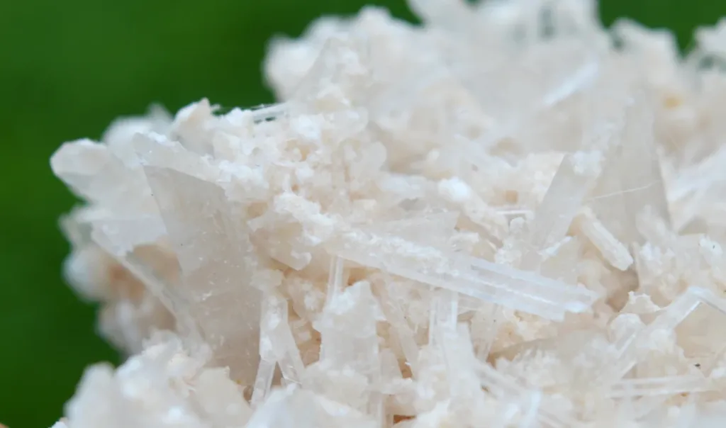 Gypsum 583 grams - Monturaqui, Antofagasta, Antofagasta Province, Antofagasta, Chile - image 5
