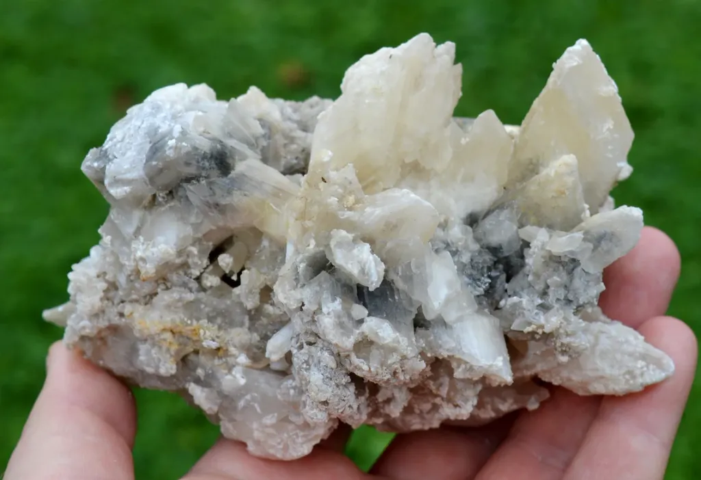 Gypsum 727 grams - Cherasco, Cuneo Province, Piedmont, Italy - image 4