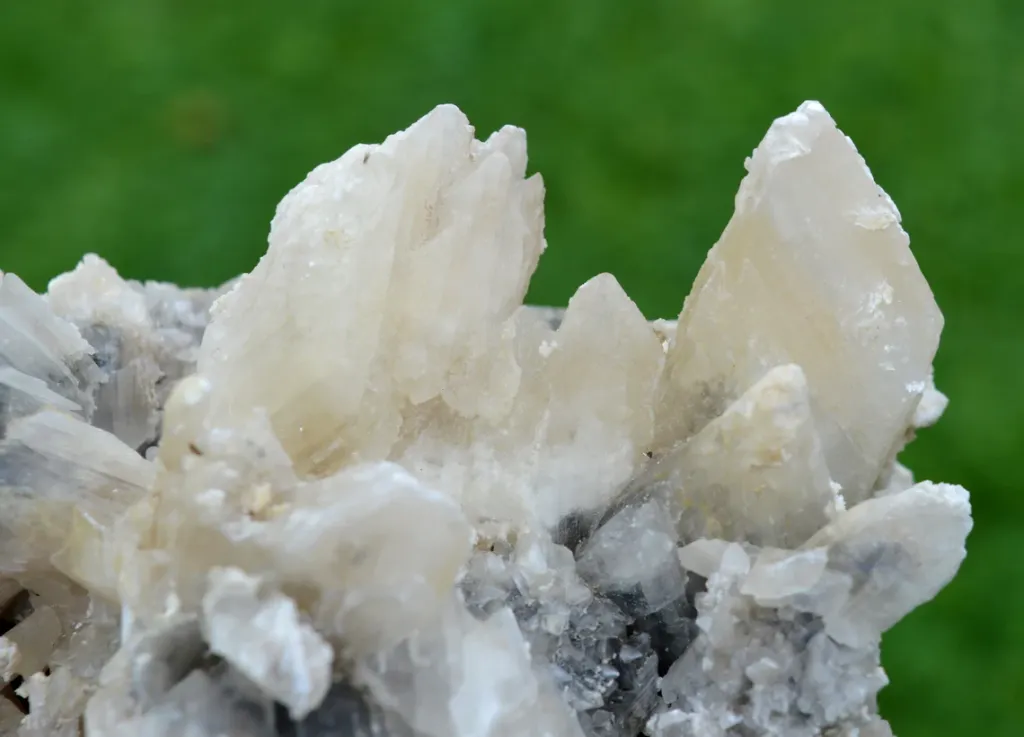 Gypsum 727 grams - Cherasco, Cuneo Province, Piedmont, Italy - image 8