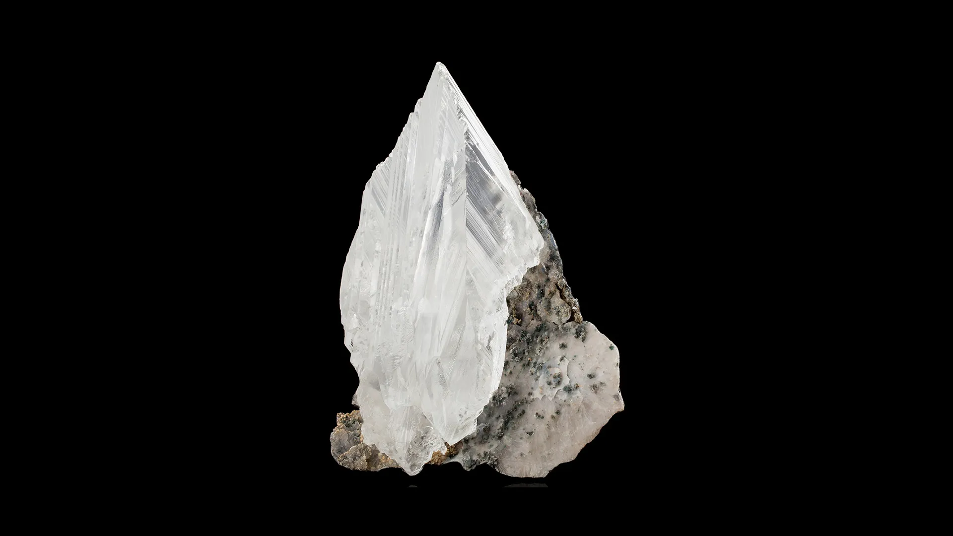 Gypsum - image 1