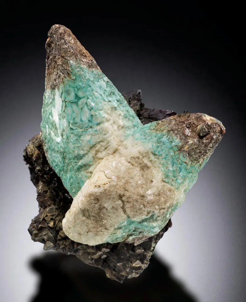 Gypsum, Calcite pseudomorphs, Ktenasite, Sphalerite, Chalcopyrite image