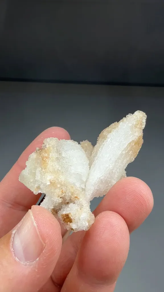 Gypsum - image 2