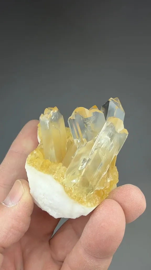 Gypsum - image 2