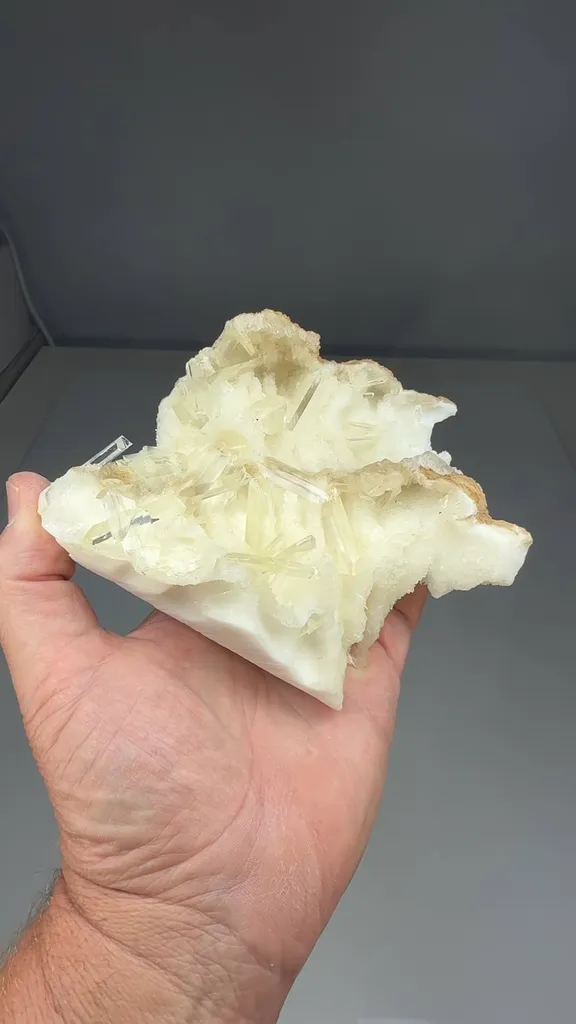 Gypsum - image 2