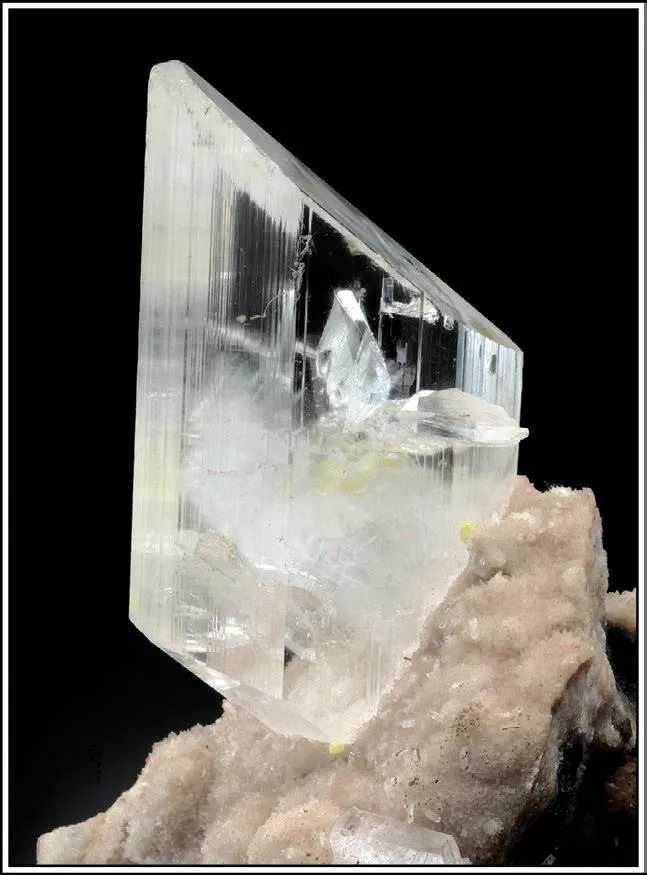 Gypsum on Aragonite image
