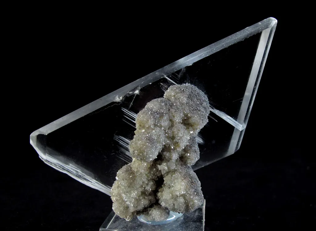Gypsum on Calcite image