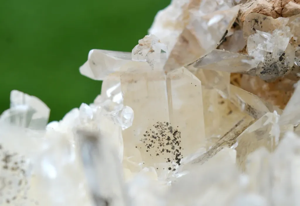 Gypsum on Gypsum var. Alasbaster 825 grams - Alabaster quarries, Zaragoza, Aragón, Spain - image 5