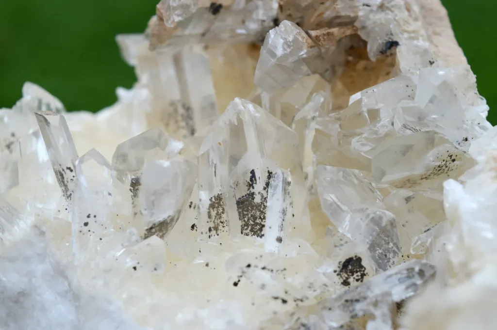 Gypsum on Gypsum var. Alasbaster 825 grams - Alabaster quarries, Zaragoza, Aragón, Spain image