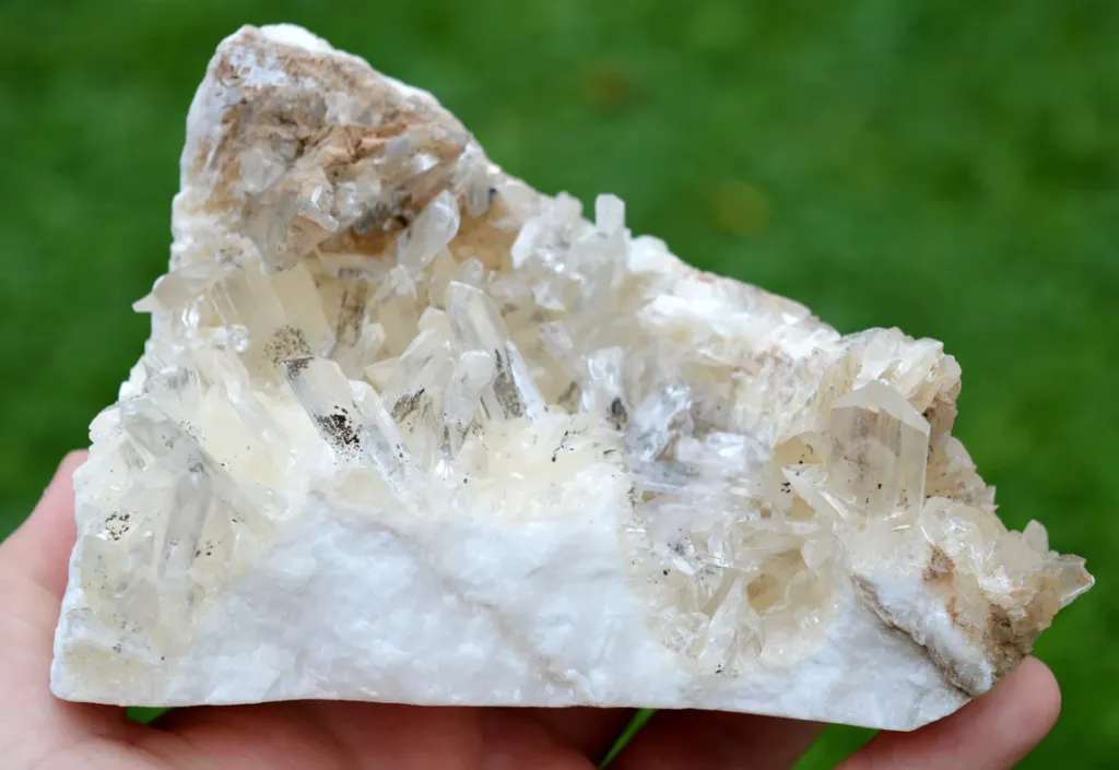 Gypsum on Gypsum var. Alasbaster 825 grams - Alabaster quarries, Zaragoza, Aragón, Spain - image 2