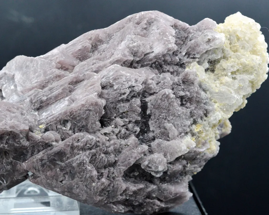 Gypsum var. Selenite - 757 grams - Solita Mine, Peramea, Pallars Sobirà, Lleida, Catalonia, Spain - image 6