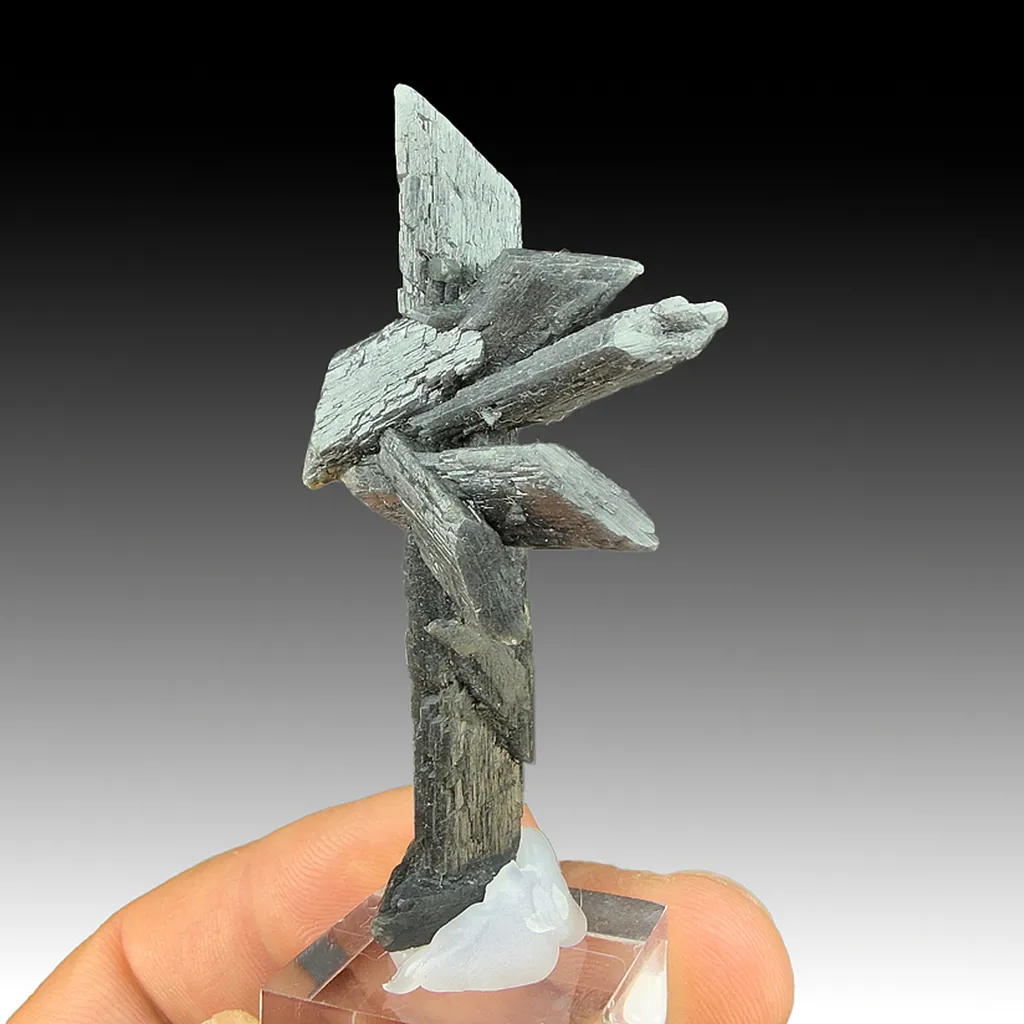 Gypsum with Boulangerite image