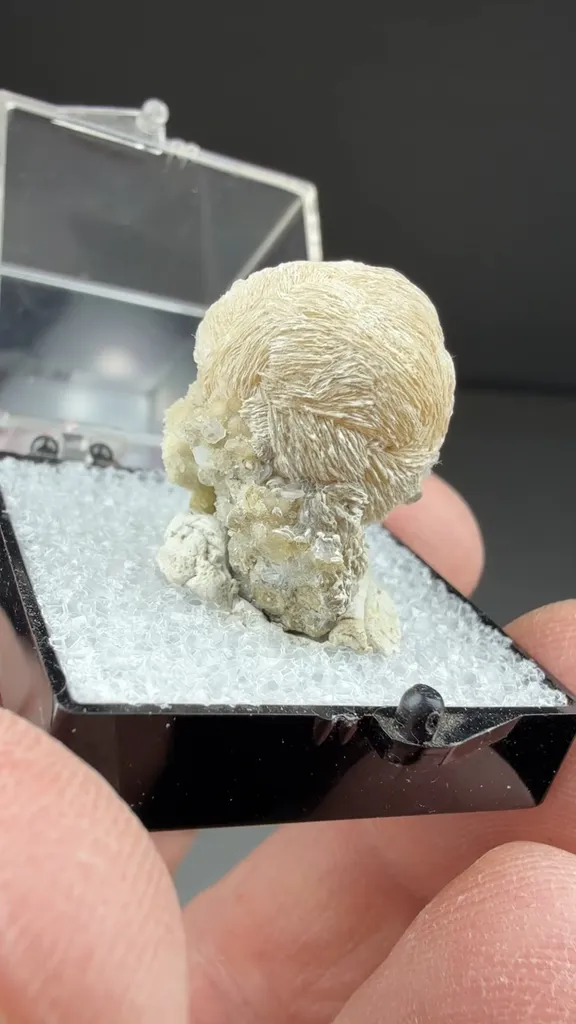 Gyrolite - image 2