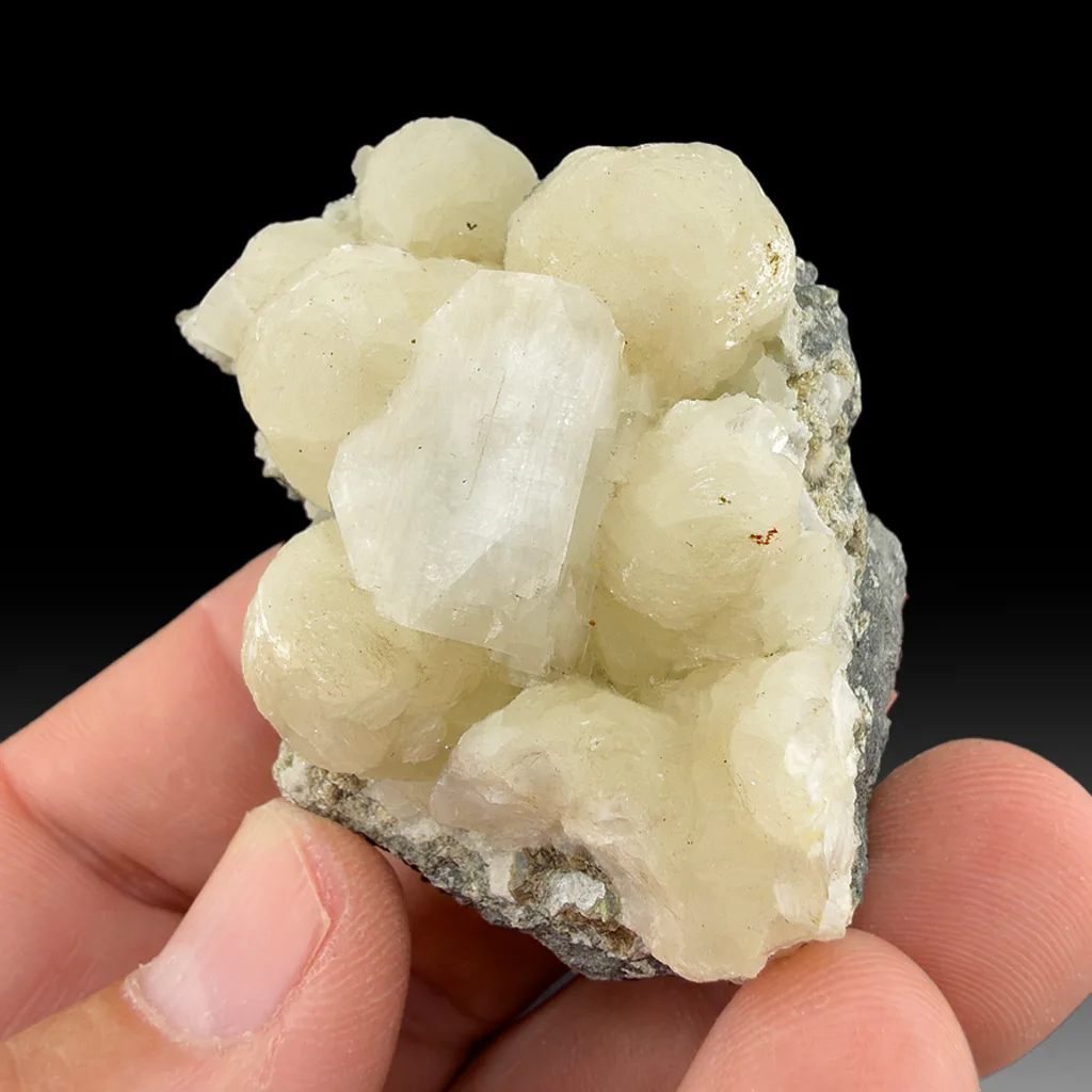 Gyrolite image