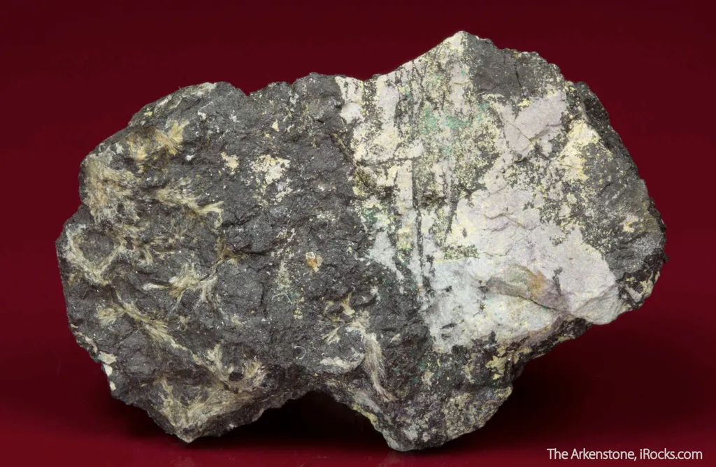 Haleniusite-(La) (type locality) with Ferriallanite-(Ce), Bastnasite-(La), Tornebohmite-(La), and Brochantite - image 2