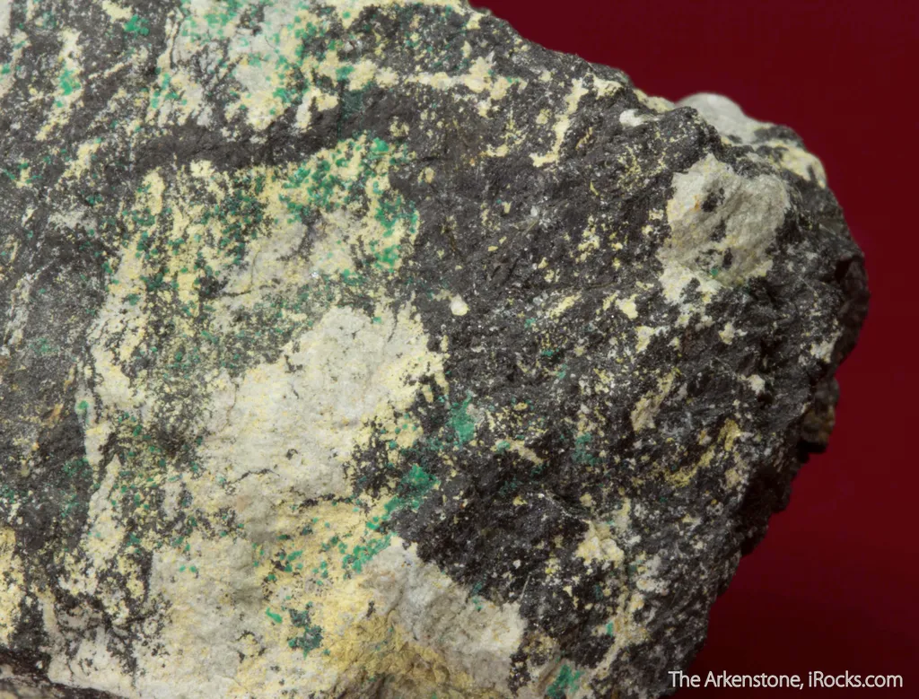 Haleniusite-(La) (type locality) with Ferriallanite-(Ce), Bastnasite-(La), Tornebohmite-(La), and Brochantite - image 3