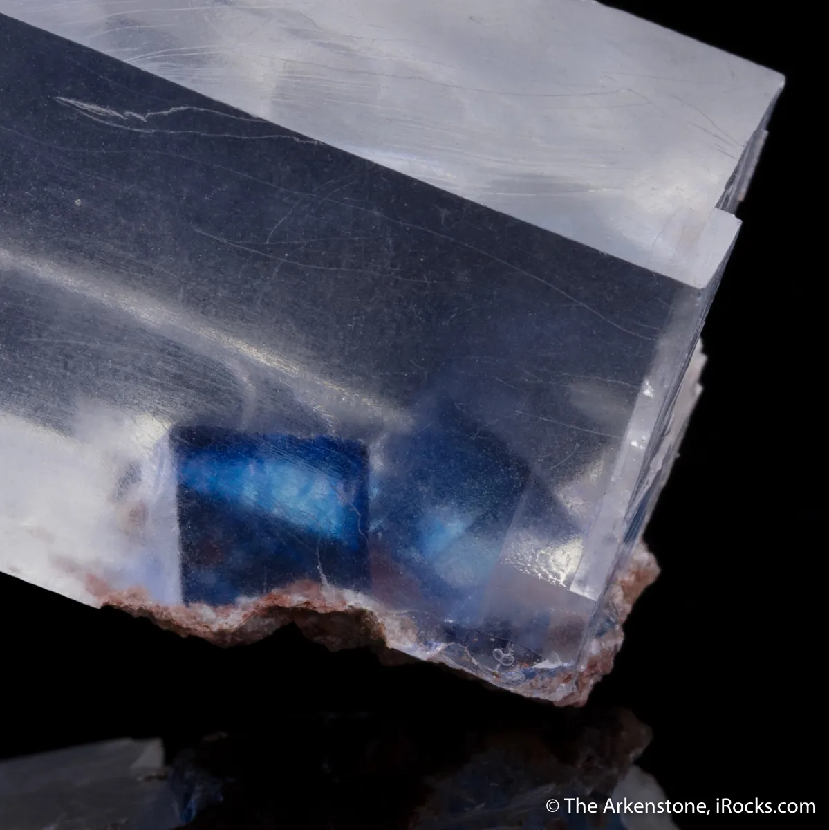 Halite included in Sylvite - image 3