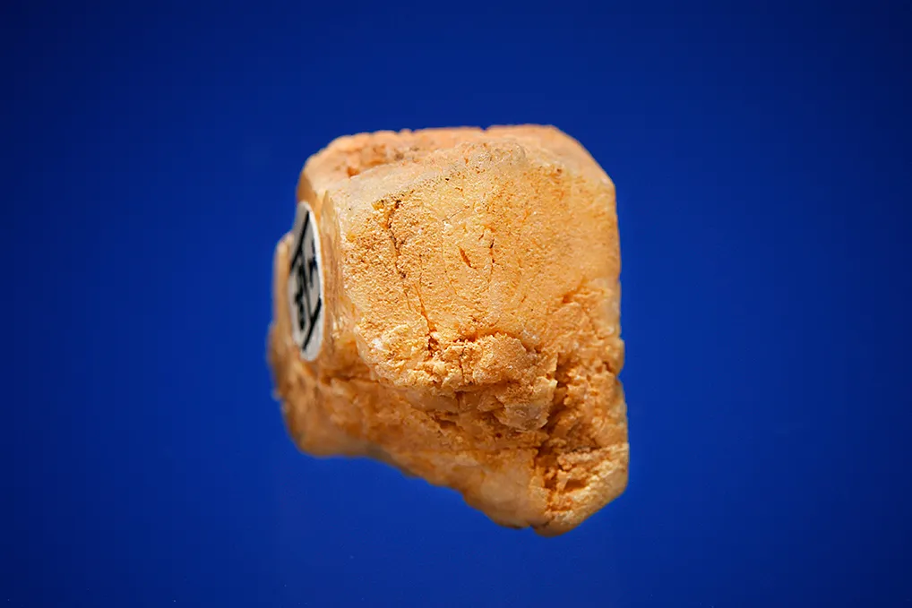 Hambergite - image 4