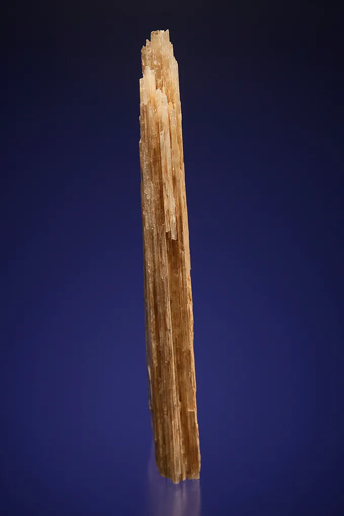 Hambergite - image 4