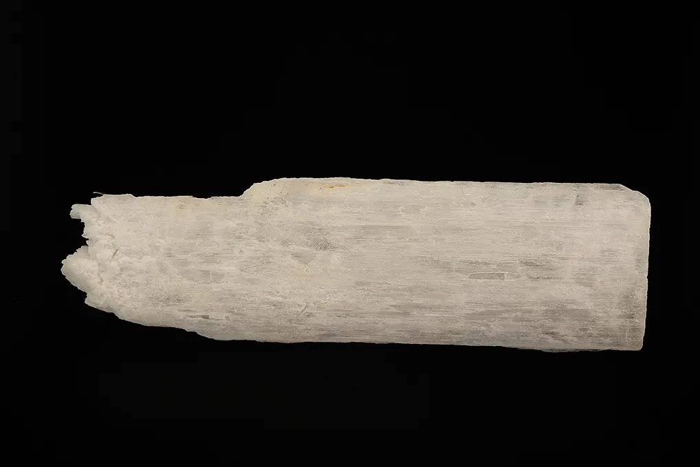 Hambergite - image 2