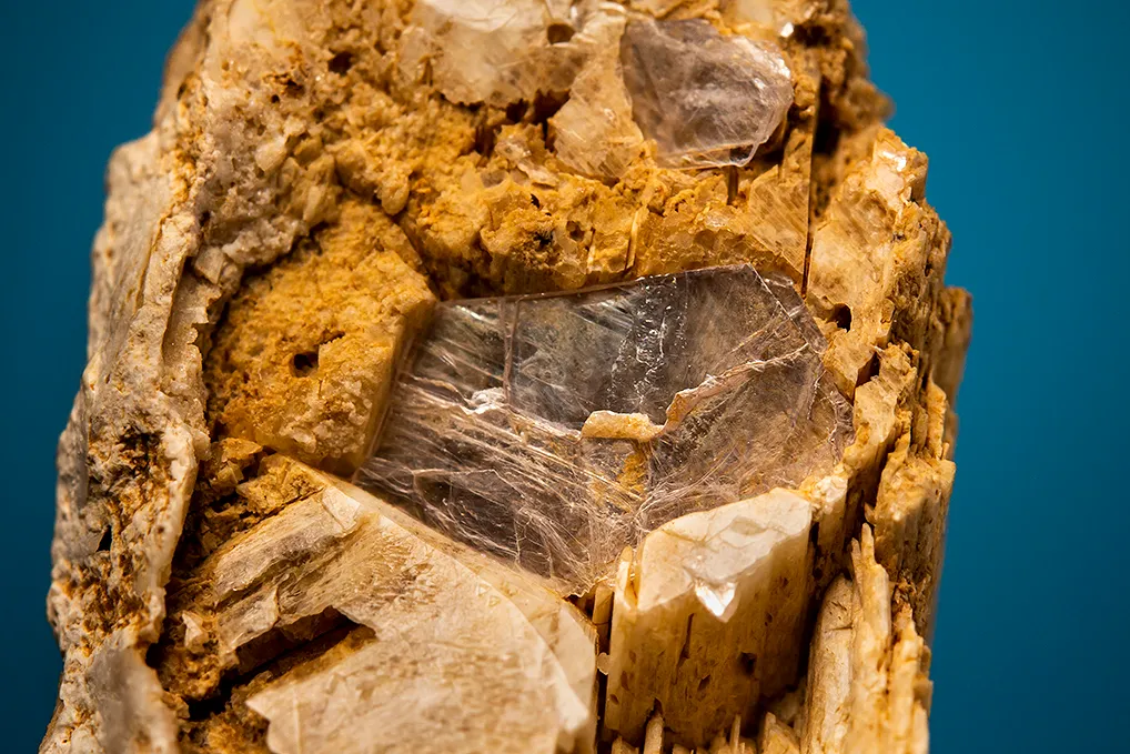 Hambergite - image 2