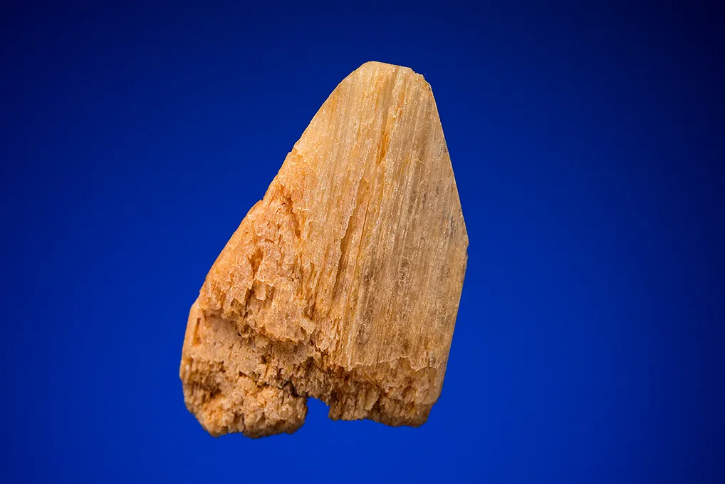 Hambergite image
