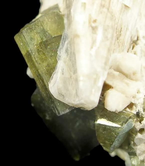 Hambergite - image 2