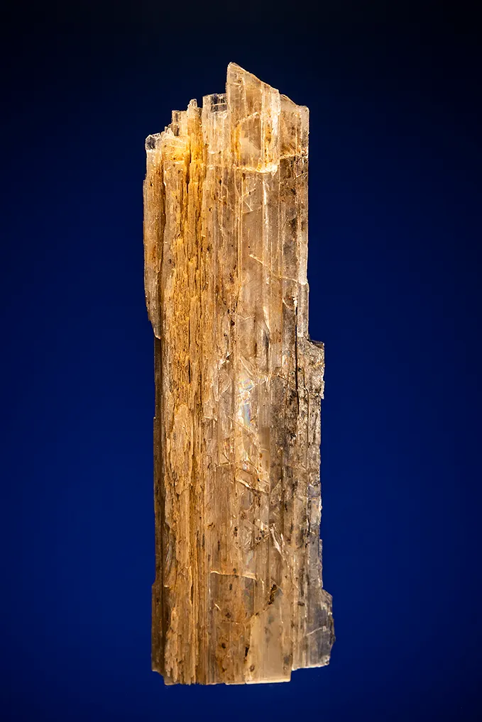 Hambergite image