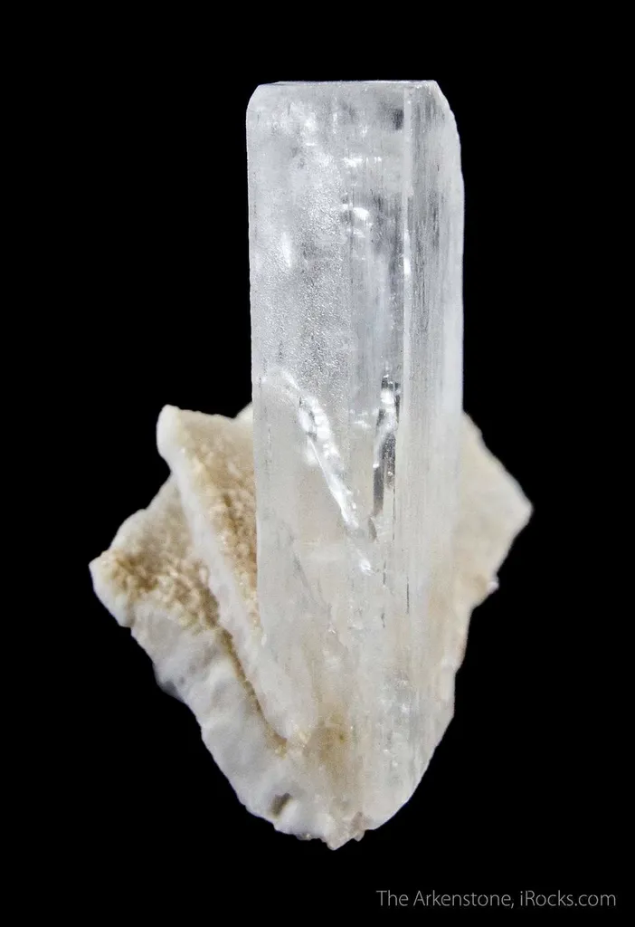 Hambergite on Albite - image 3