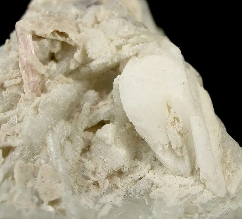 Hambergite on Cleavelandite image