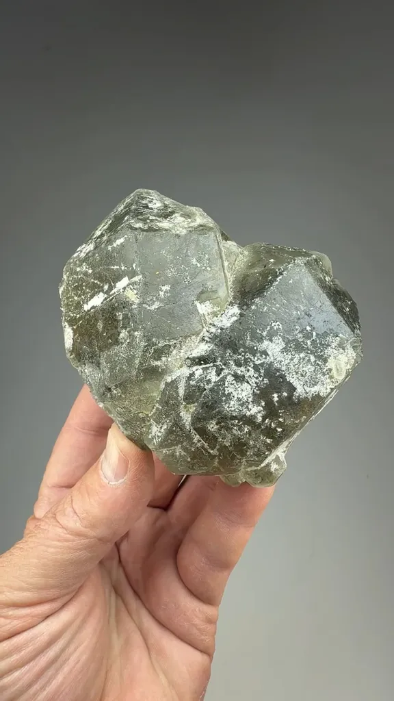 Hanksite - image 2