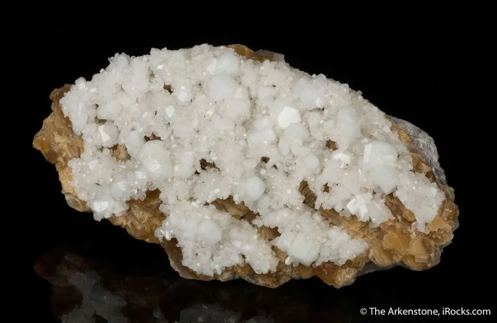 Harmotome on Calcite - image 6