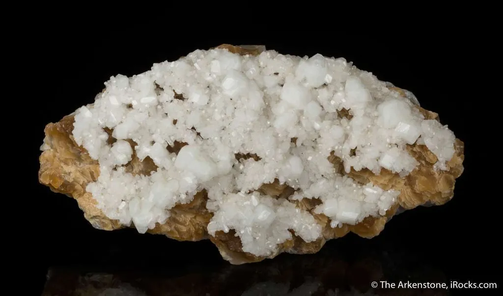 Harmotome on Calcite - image 5