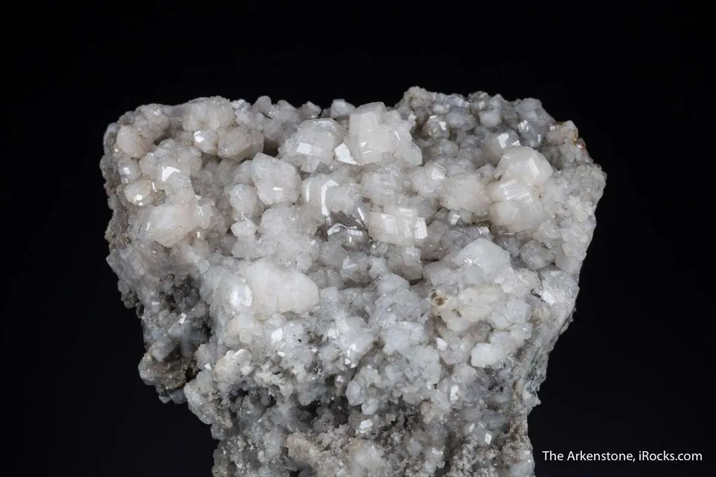 Harmotome (twinned) image