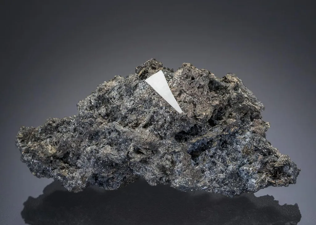 HAUCHECORNITE with Millerite image