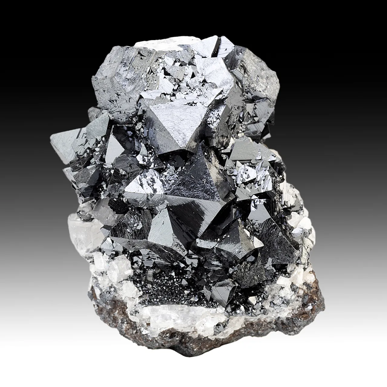 Hausmannite - image 1