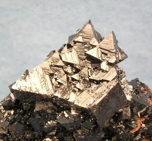 Hausmannite, Andradite - image 2