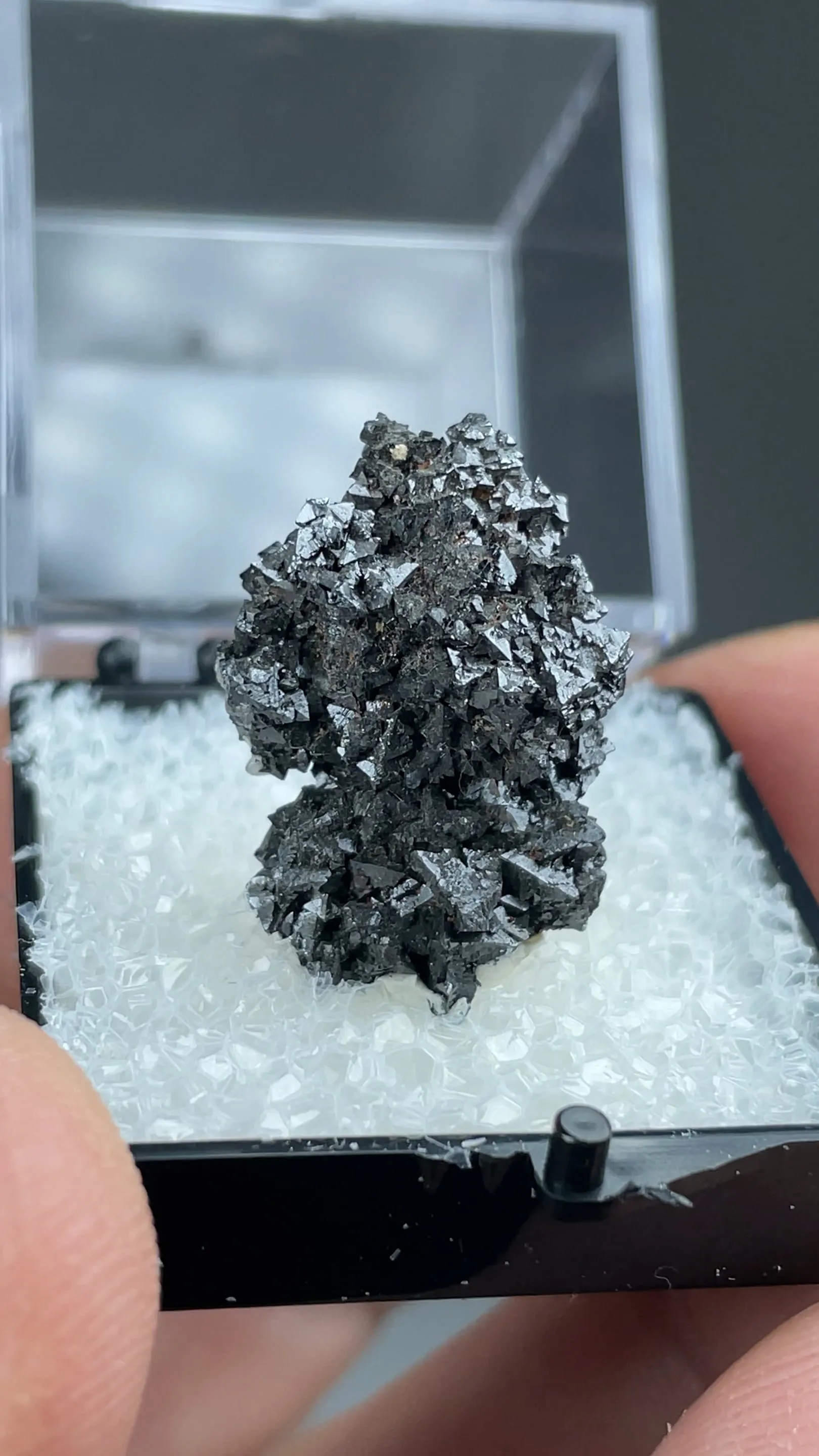 Hausmannite - image 2