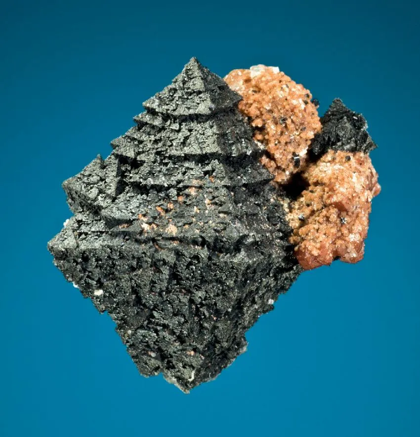 Hausmannite on Andradite Garnet - image 6