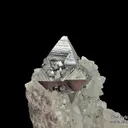 Hausmannite on Calcite - image 5