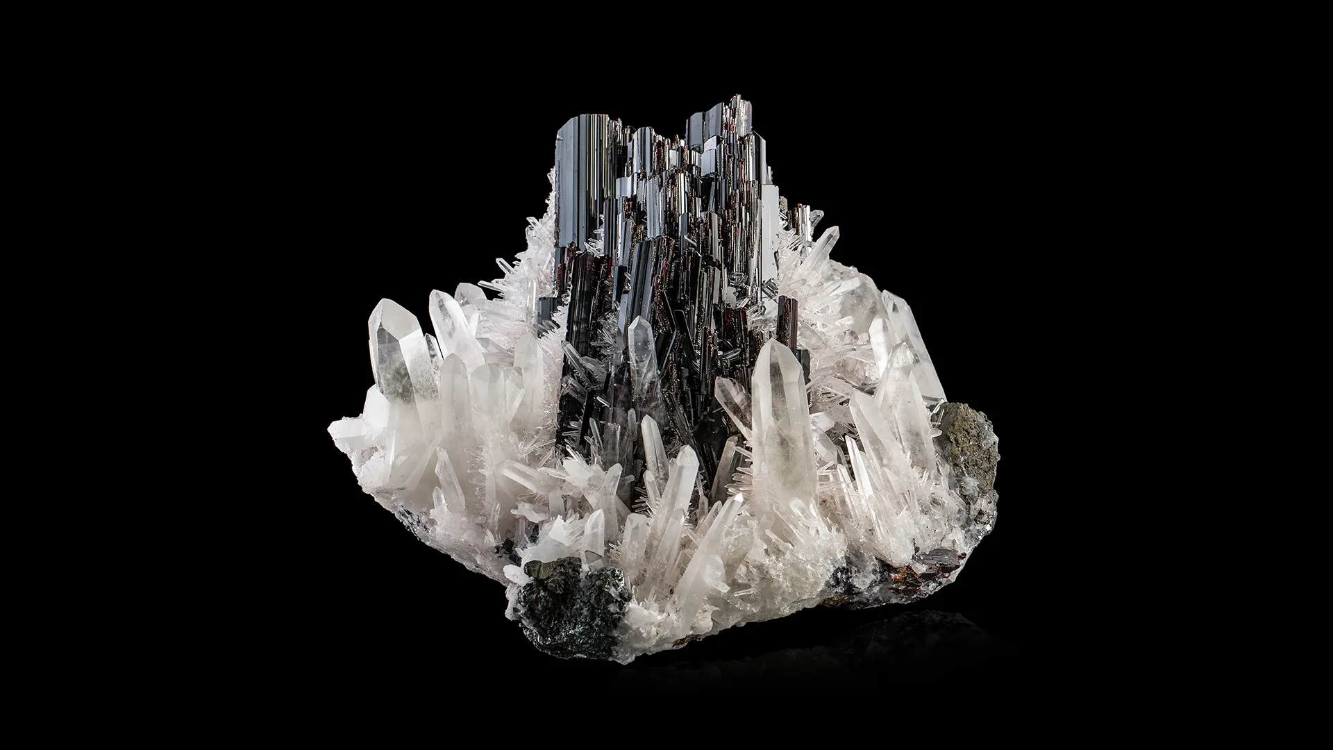 Hübnerite - image 1