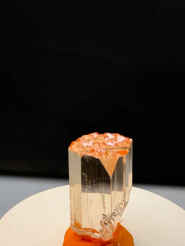 Head Etched Gemmy Champagne Topaz Crystal - image 4