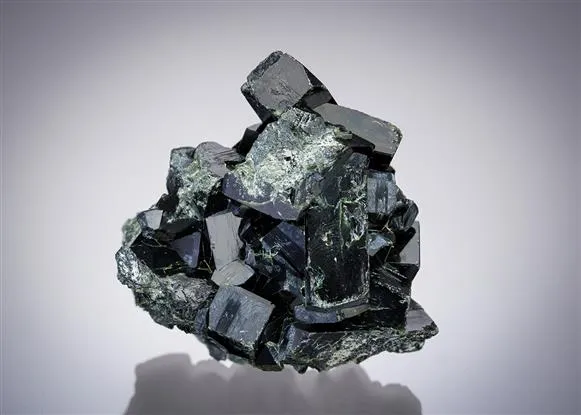 Hedenbergite - image 1