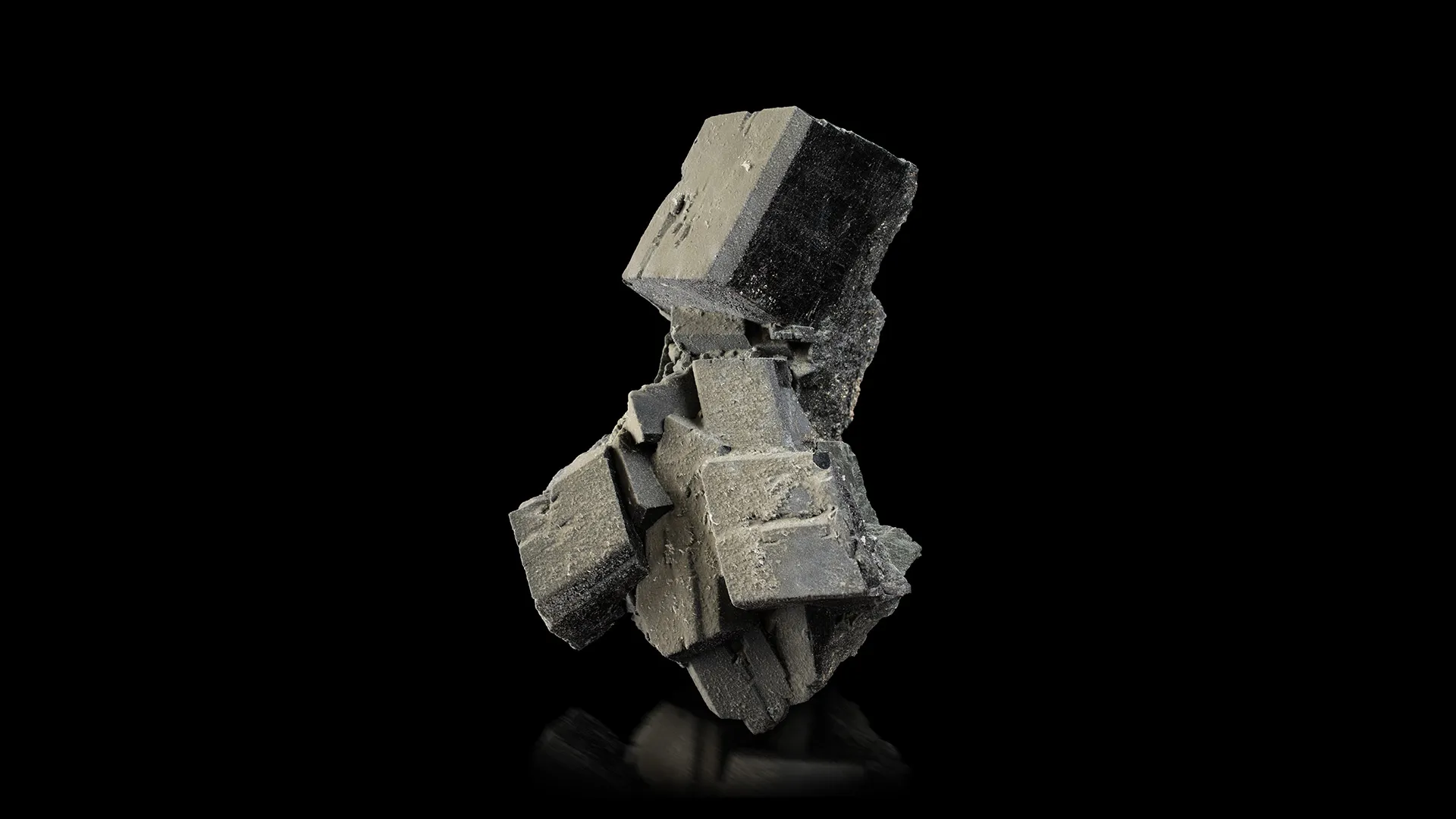 Hedenbergite - image 1