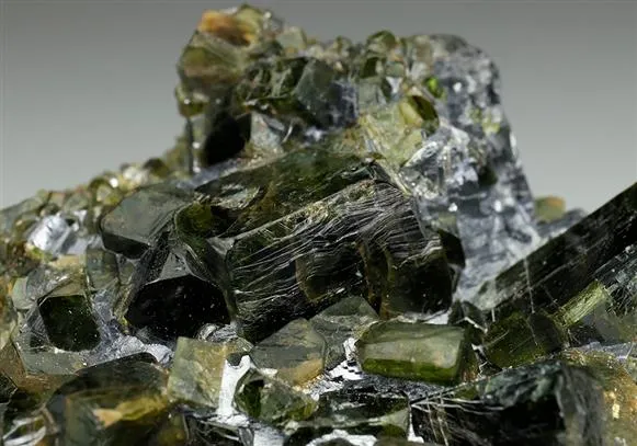 Hedenbergite - image 1