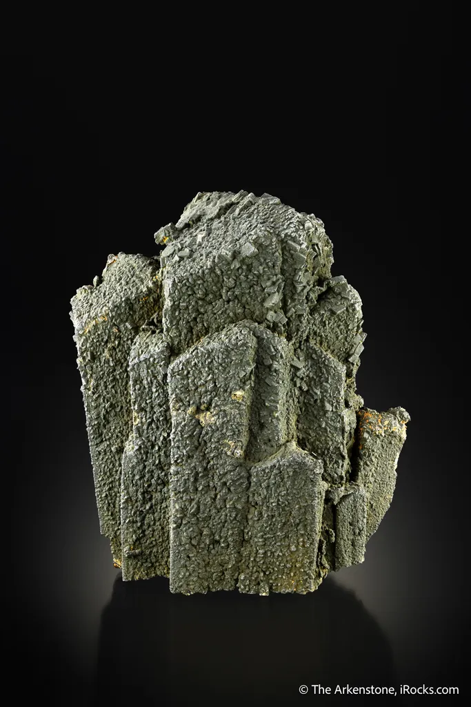 Hedenbergite ps. Ilvaite image