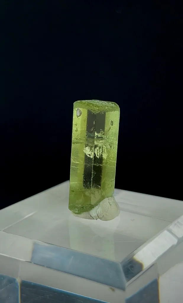Heliodor Crystal from Ukraine - image 10