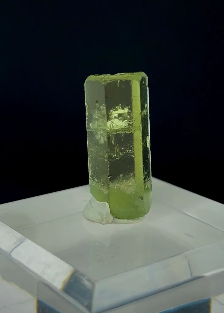 Heliodor Crystal from Ukraine - image 4
