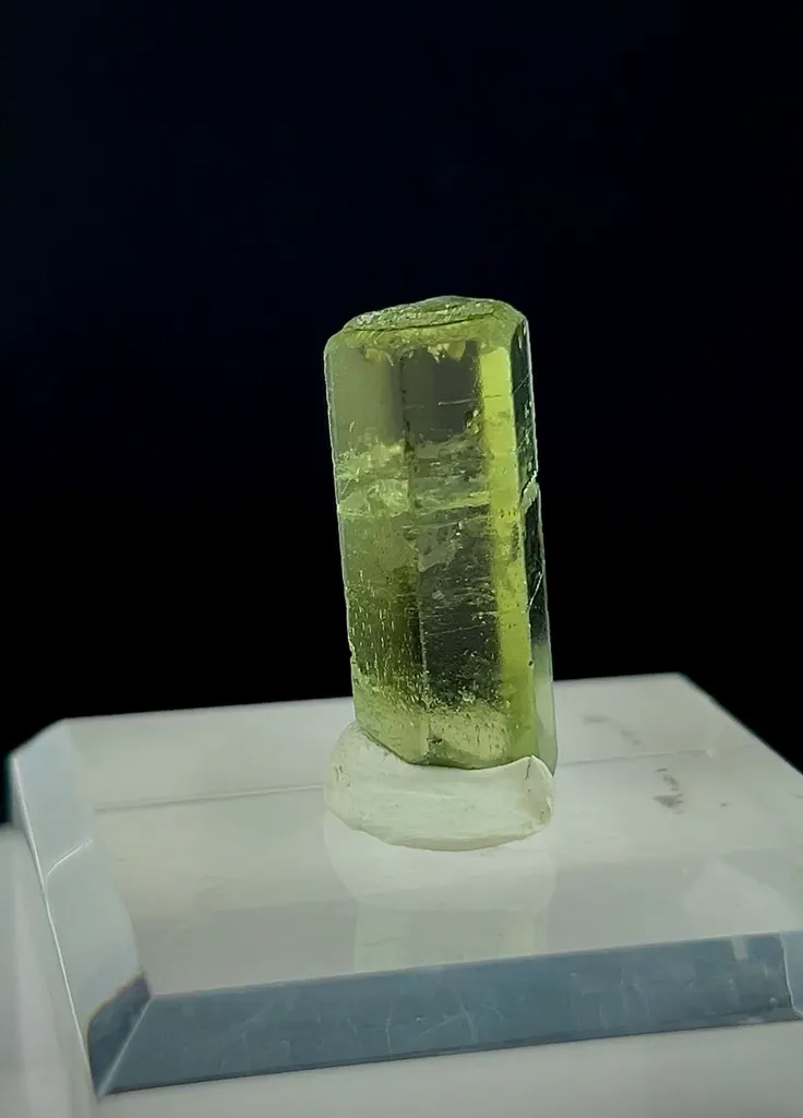 Heliodor Crystal from Ukraine - image 6